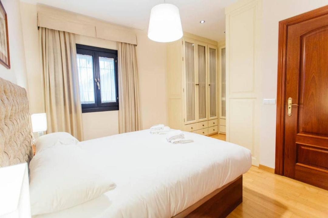 Duplex With Terrace- 5Bd 3Bth- Center Lägenhet Sevilla Exteriör bild